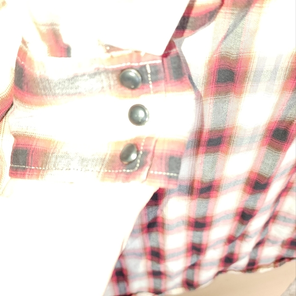 American Eagle Outfitters AE Men’s Red Vintage Fit Plaid Black Snap Button Up - Picture 8 of 9